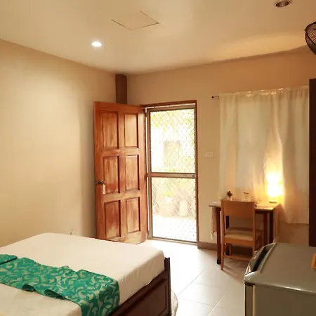 Jo-Cris Apartelle
